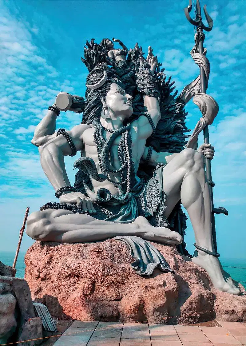 https://avathioutdoors.gumlet.io/travelGuide/dev/trivandrum_P5933.jpg