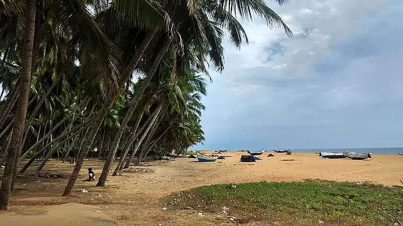 Relax at Puthenthope Beach