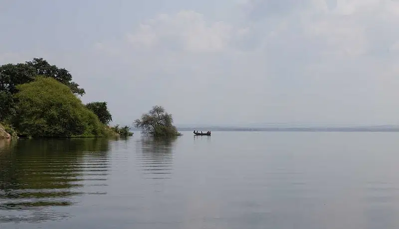 https://avathioutdoors.gumlet.io/travelGuide/dev/udaipur_P2382.jpg