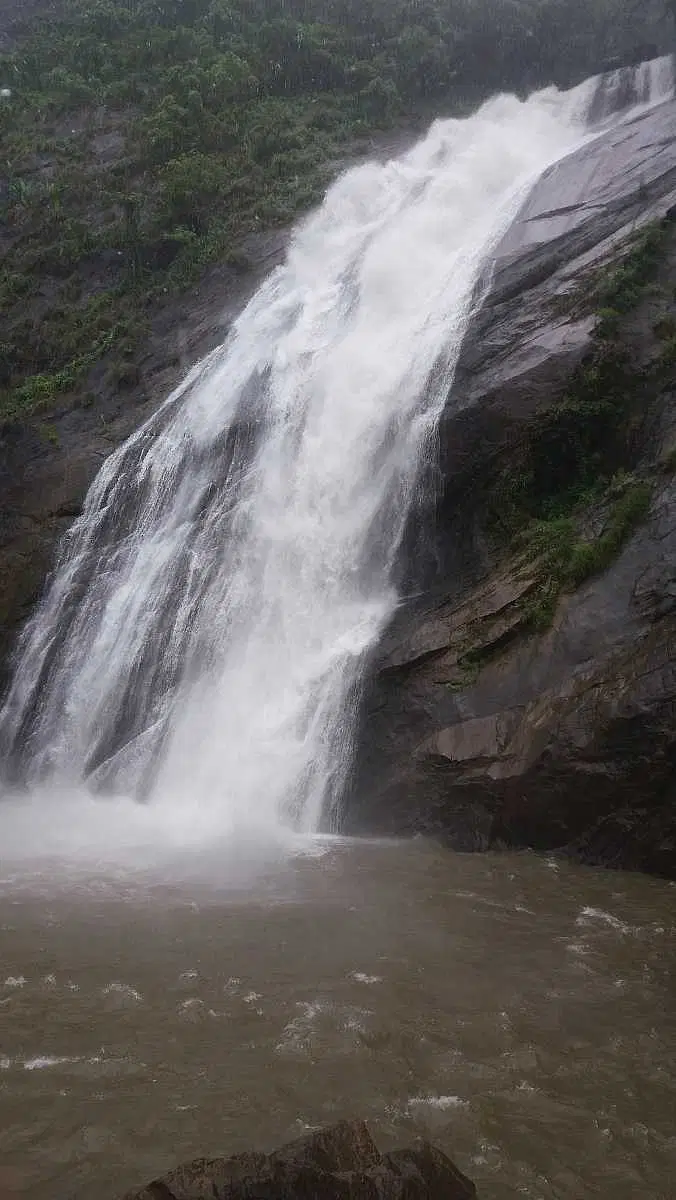 https://avathioutdoors.gumlet.io/travelGuide/dev/vagamon_P2183.jpg