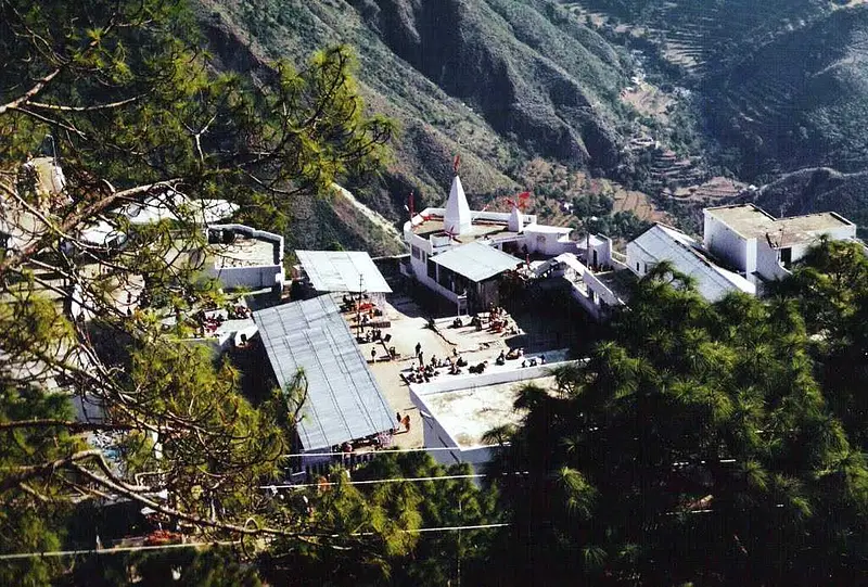 https://avathioutdoors.gumlet.io/travelGuide/dev/vaishno-devi49534.jpg