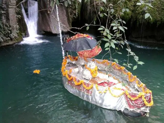 https://avathioutdoors.gumlet.io/travelGuide/dev/vaishno-devi_P3003.jpg