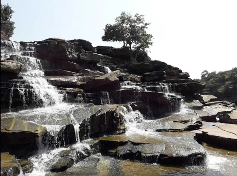 Explore Mukkha Waterfalls