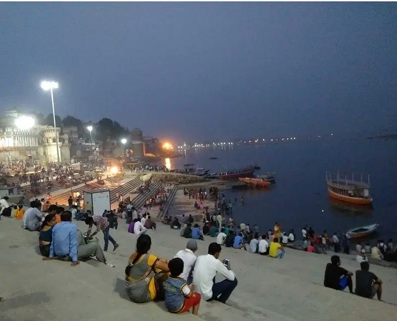 https://avathioutdoors.gumlet.io/travelGuide/dev/varanasi_P7426.jpg
