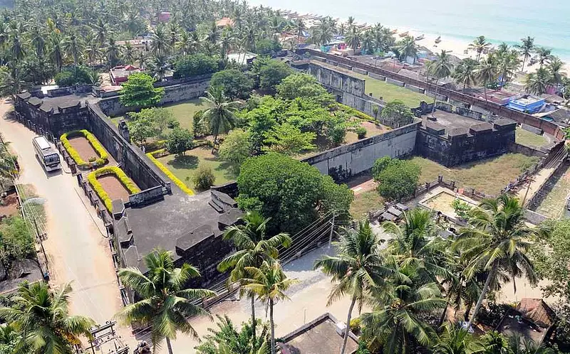 https://avathioutdoors.gumlet.io/travelGuide/dev/varkala_P1619.jpg