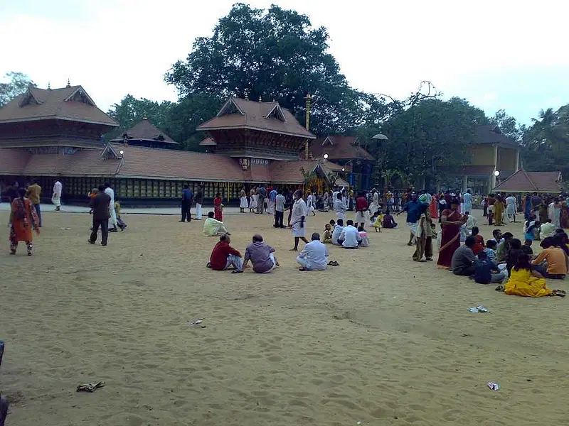 https://avathioutdoors.gumlet.io/travelGuide/dev/varkala_P3288.jpg