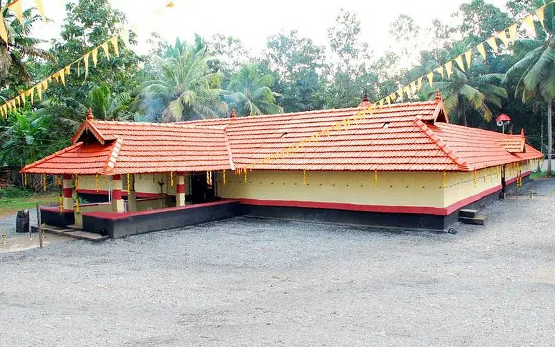 https://avathioutdoors.gumlet.io/travelGuide/dev/wayanad26960.jpg